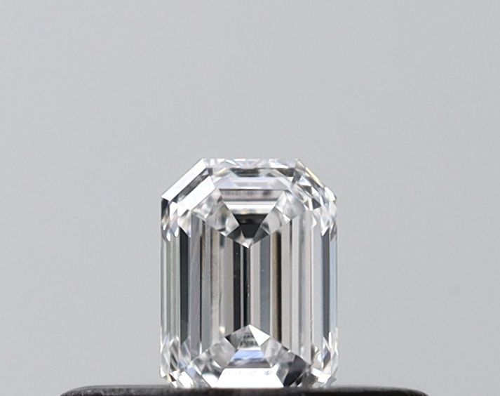 0.19ct · Emerald