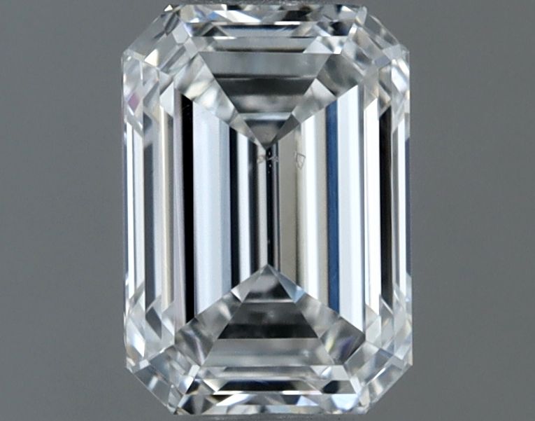 0.6ct · Emerald