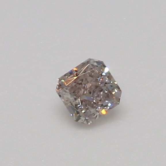 0.06ct · Radiant